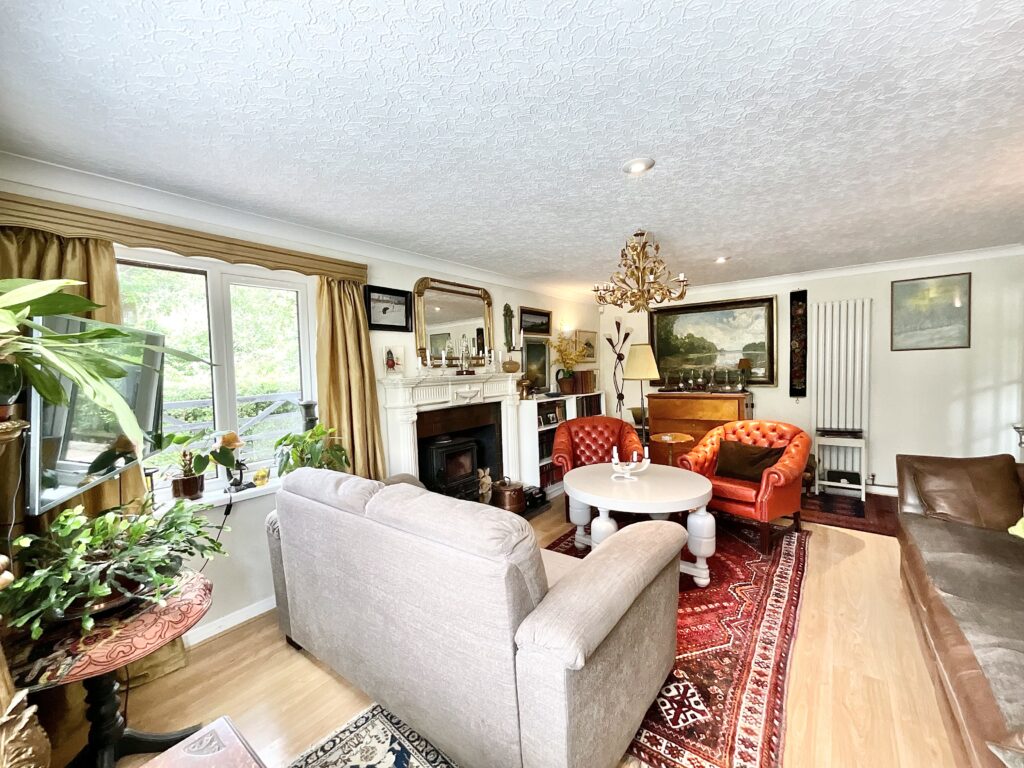 Leek Road, Cheadle, ST10