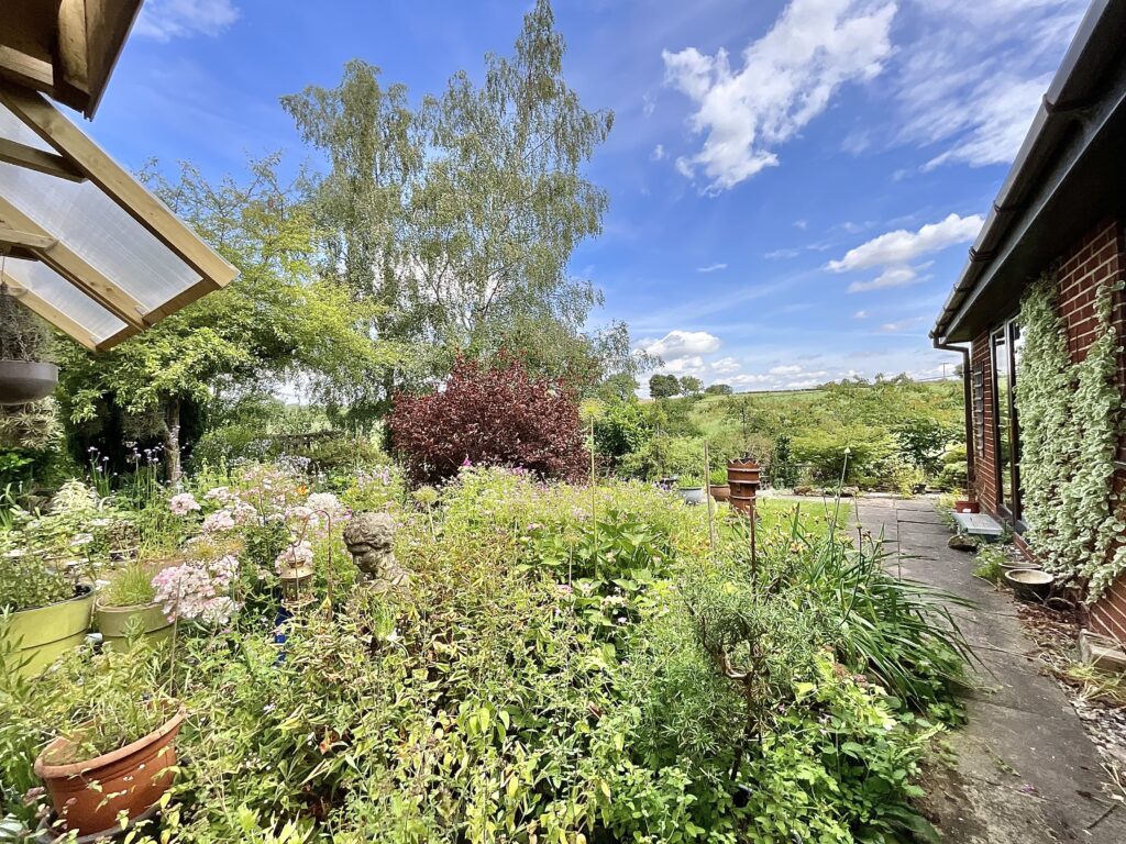 Leek Road, Cheadle, ST10