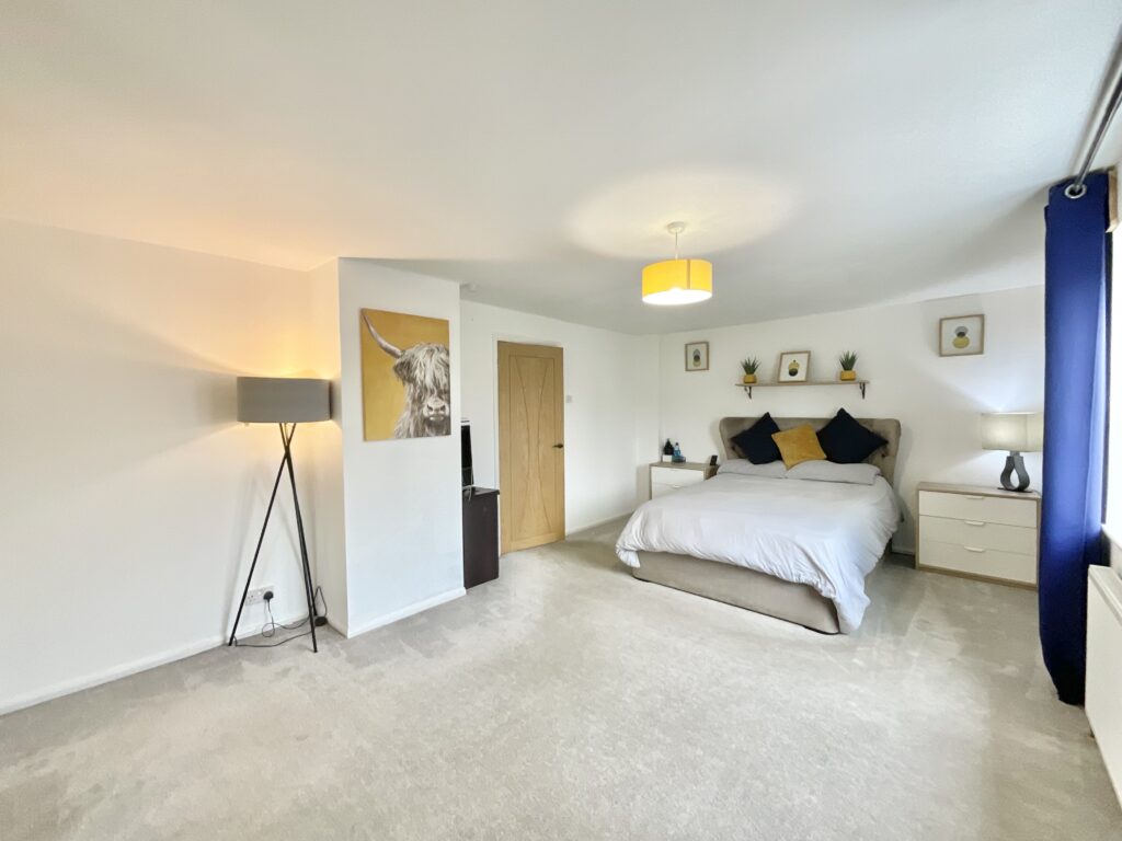 Bracken Close, Tittensor, ST12