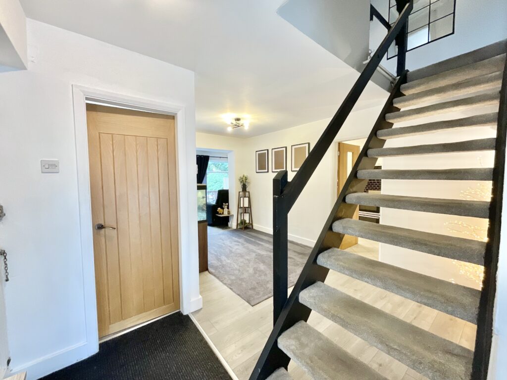 Bracken Close, Tittensor, ST12