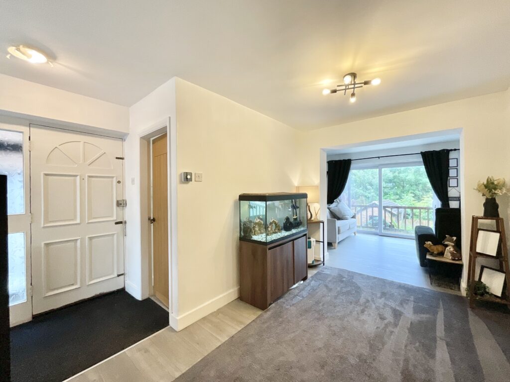 Bracken Close, Tittensor, ST12