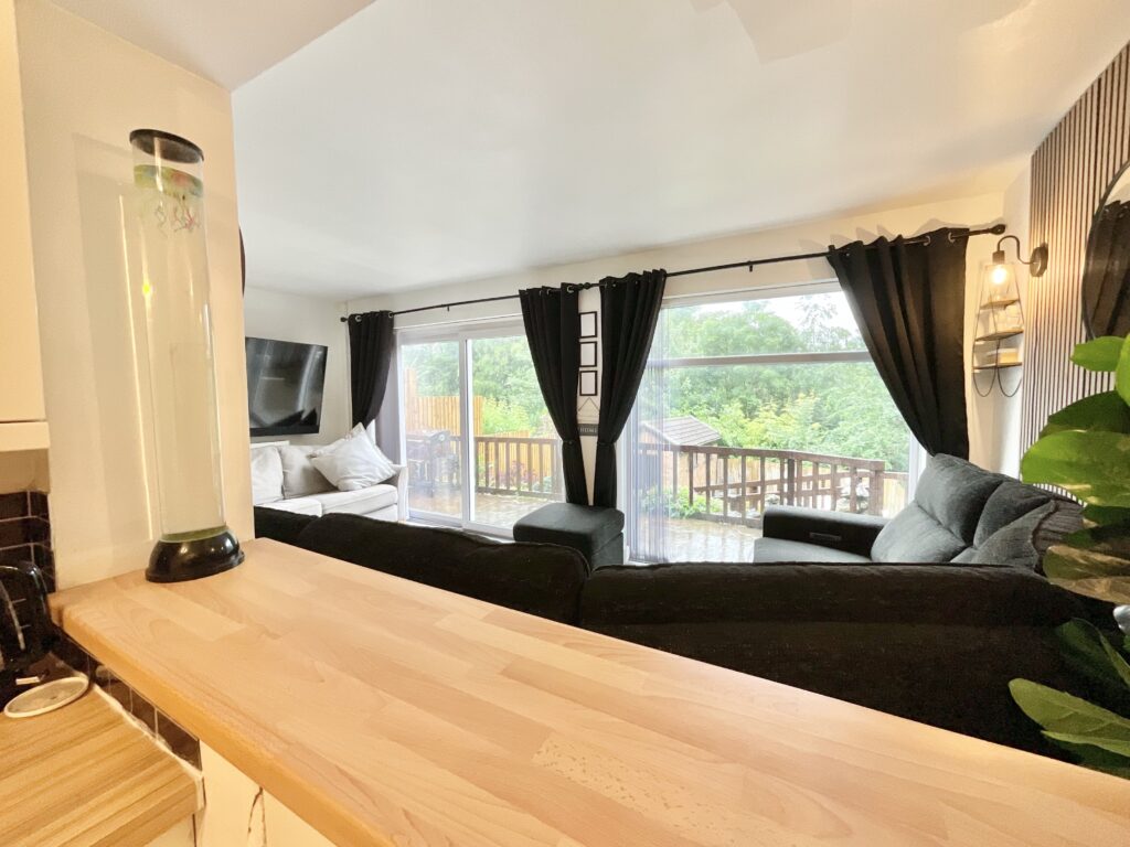 Bracken Close, Tittensor, ST12