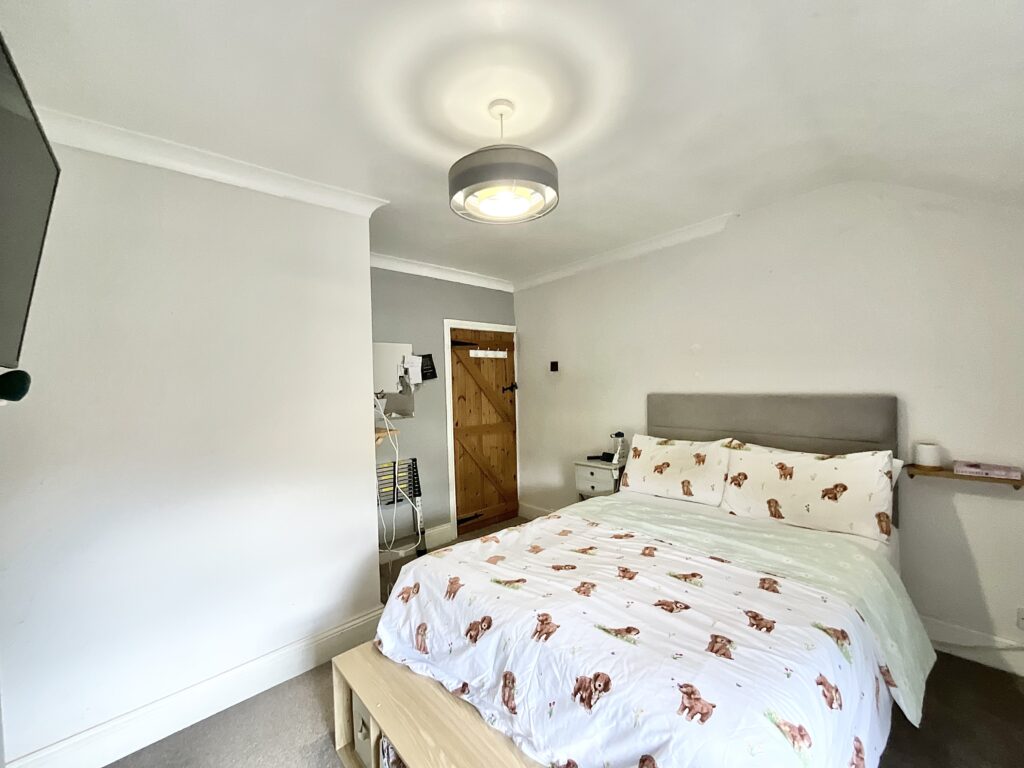 Glebe Road, Kingsley, ST10
