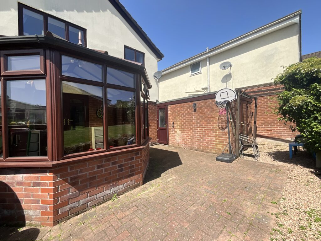 Graffam Grove, Cheadle, ST10