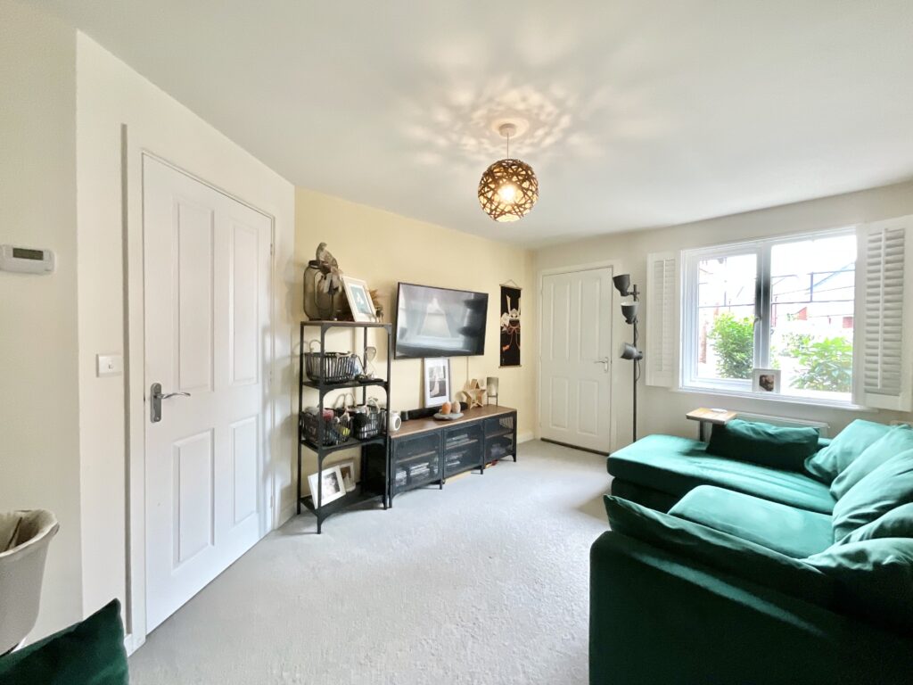 Nixon Lane, Stone, ST15
