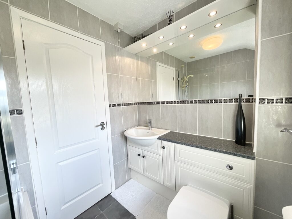 Shefford Road, Seabridge, ST5