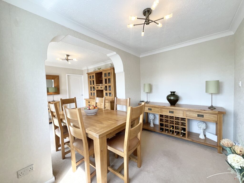 Shefford Road, Seabridge, ST5