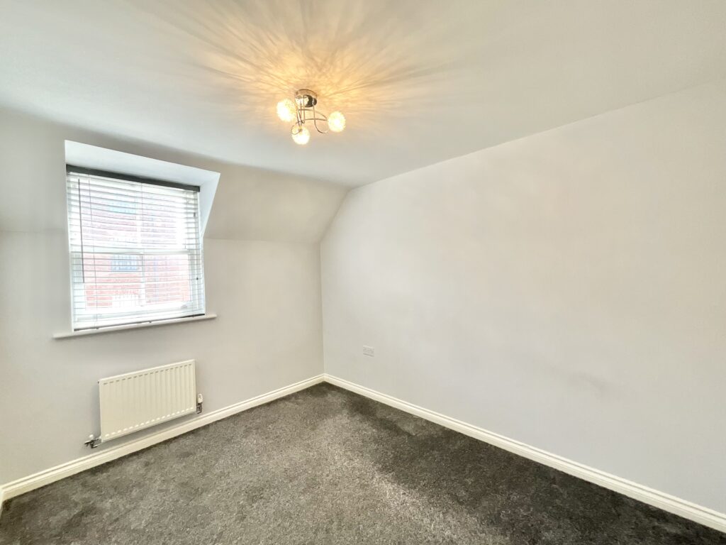 Hall Yard, Tean, ST10
