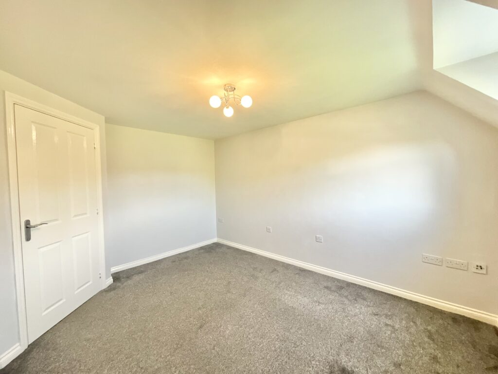 Hall Yard, Tean, ST10