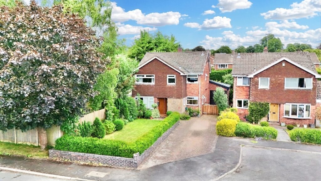 Fitzherbert Close, Swynnerton, ST15