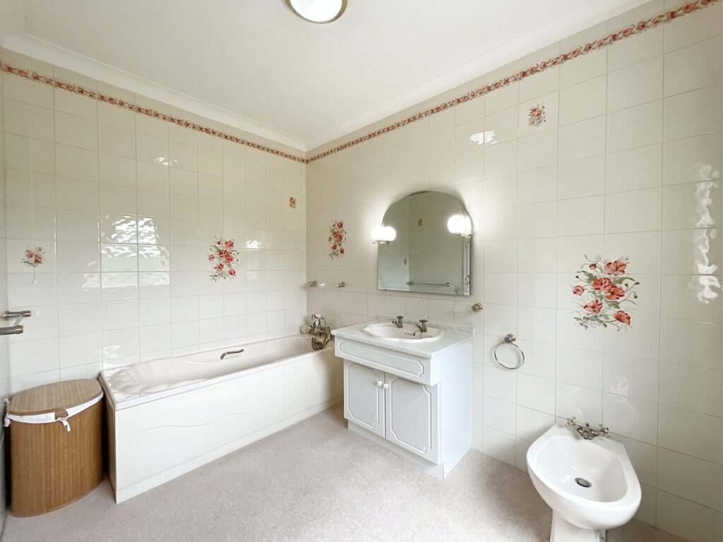 Salt Lane, Sandon Bank, ST18
