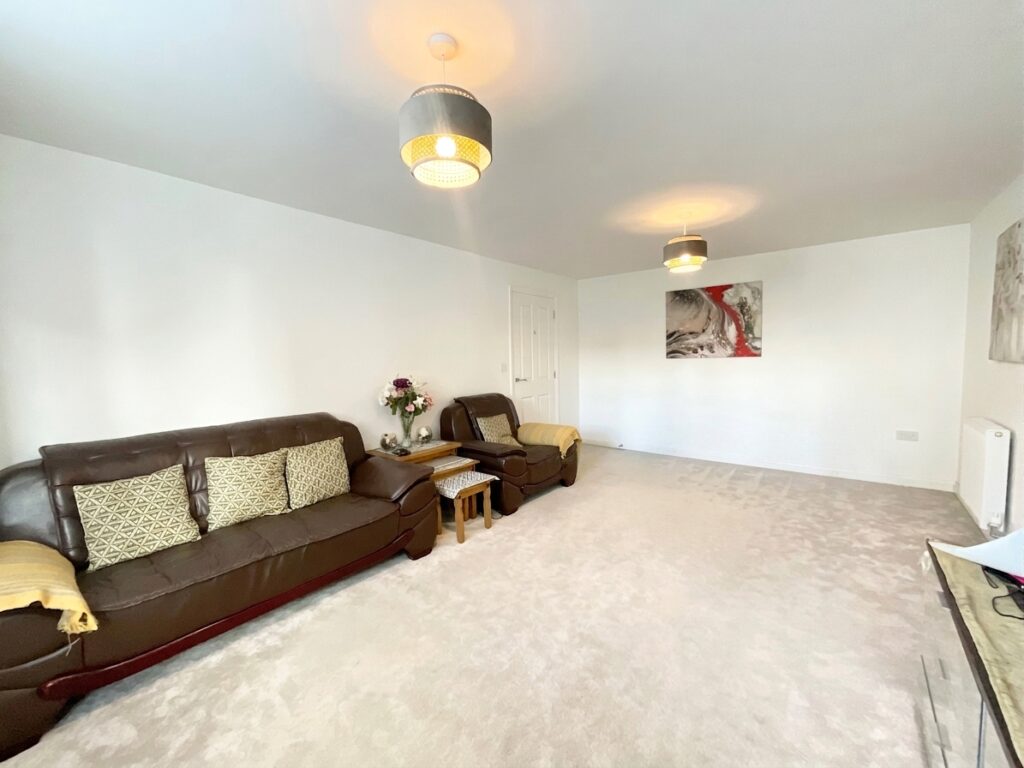 Edme Grove, Barlaston, ST12