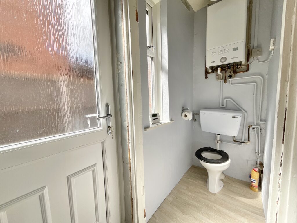 Manor Road North, Nantwich, CW5