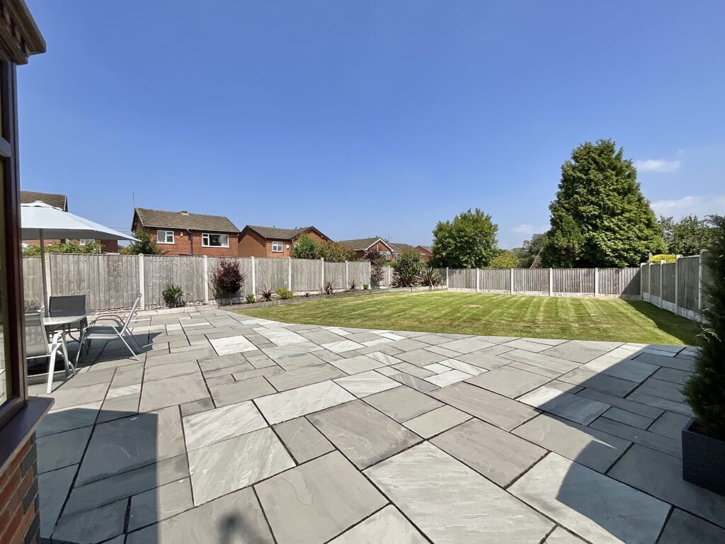 Sandy Hill, Werrington, ST9