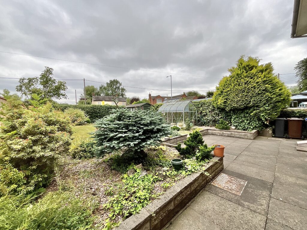 Deadmans Green, Checkley, ST10