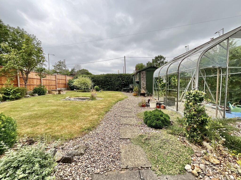 Deadmans Green, Checkley, ST10
