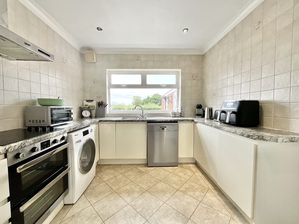 Toll Bar Road, Werrington, ST9
