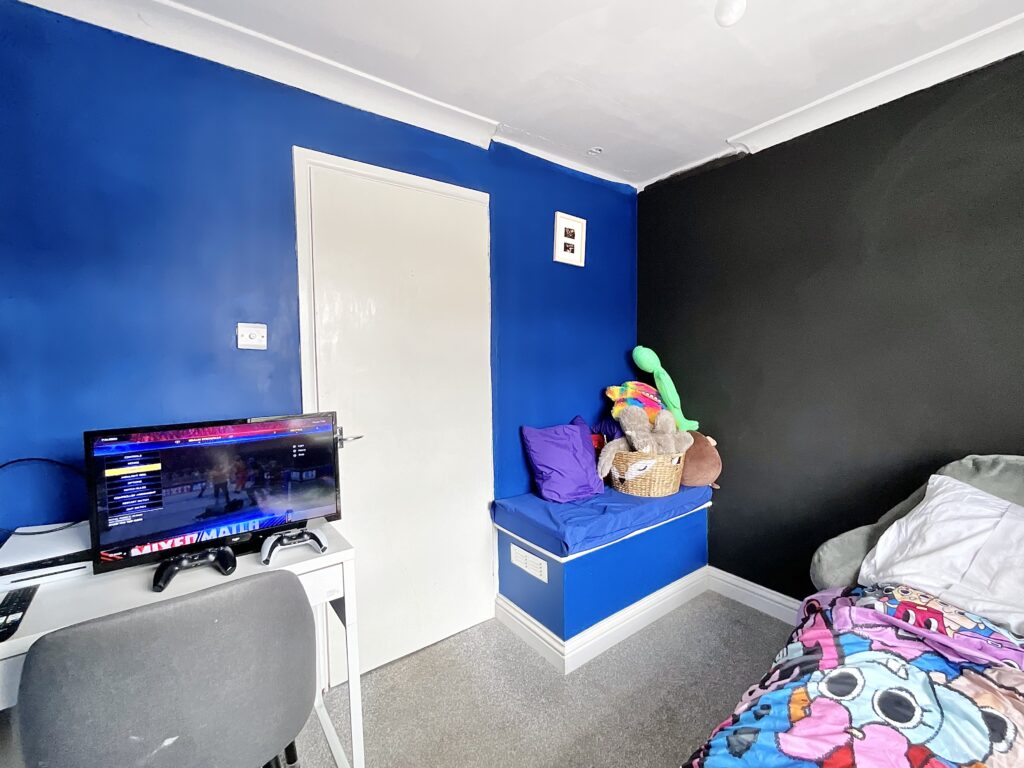 Toll Bar Road, Werrington, ST9