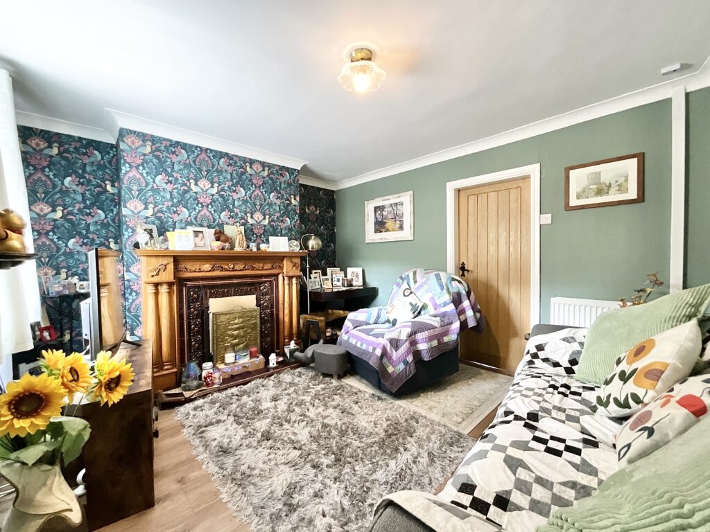 Sarver Lane, Dilhorne, ST10