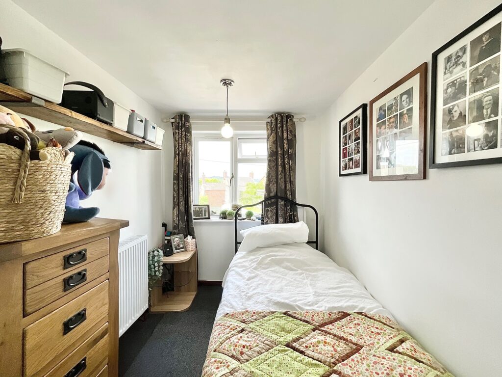 Sarver Lane, Dilhorne, ST10