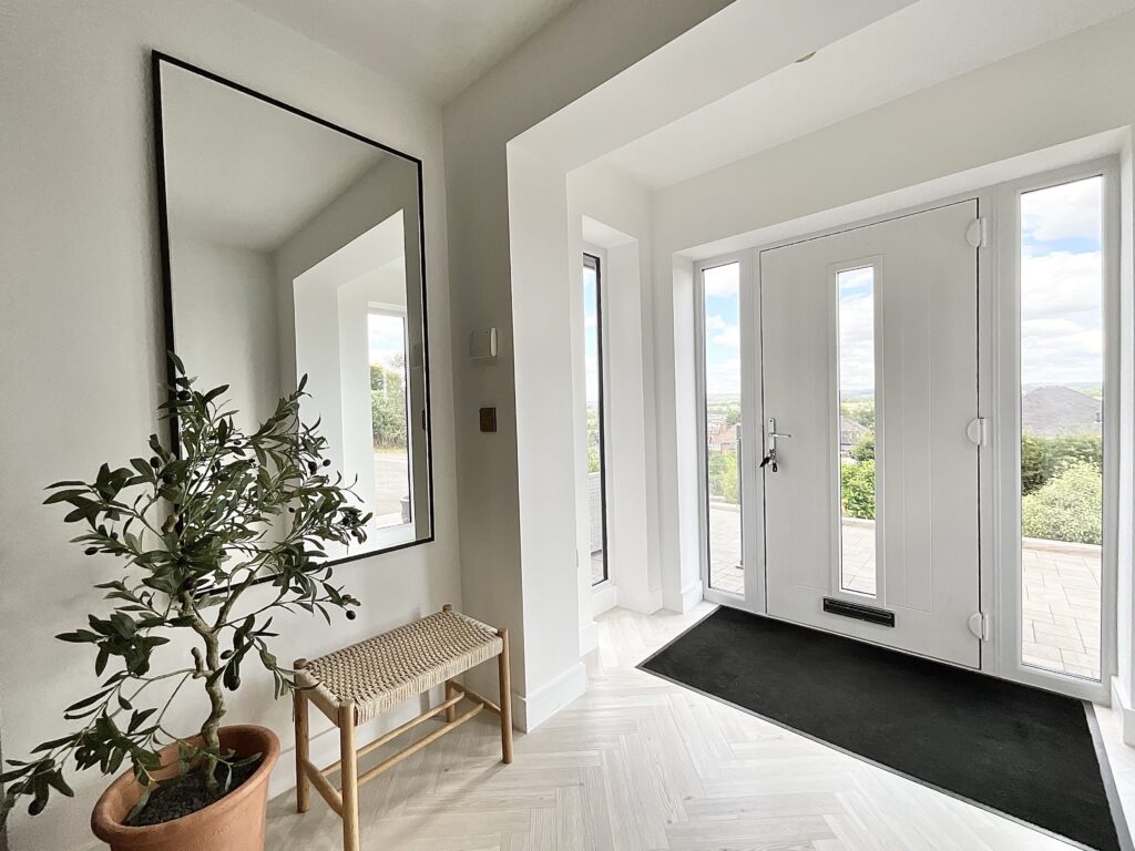 Harewood Close, Cheadle, ST10