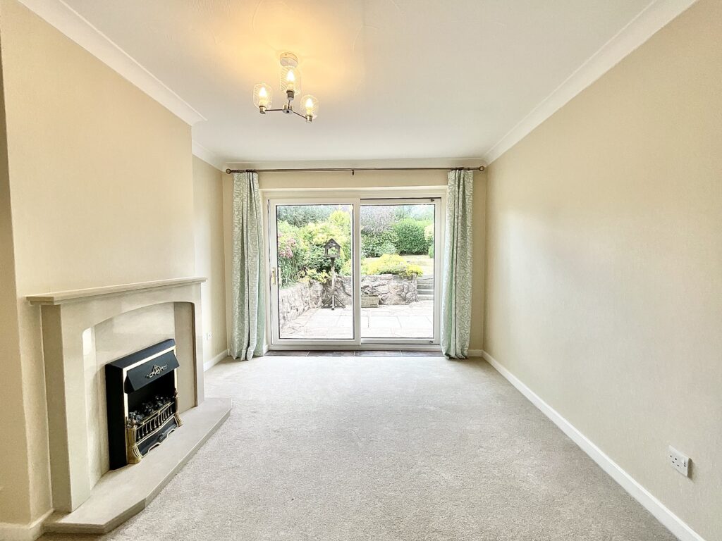 Moss Park Avenue, Werrington, ST9