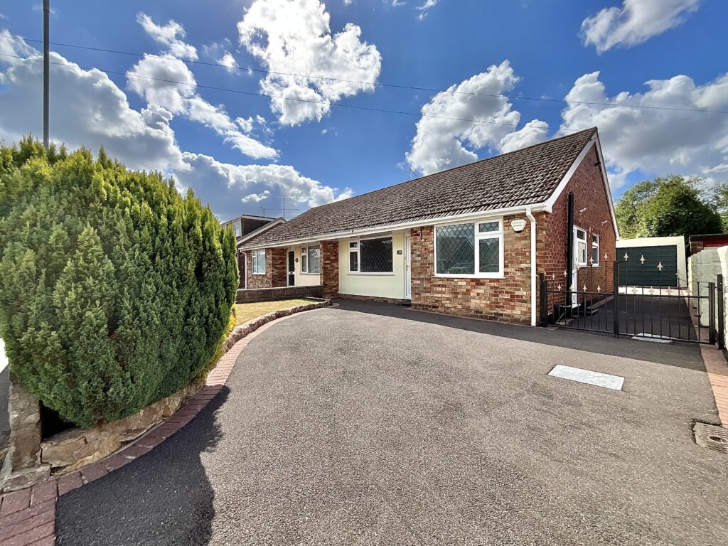 Moss Park Avenue, Werrington, ST9