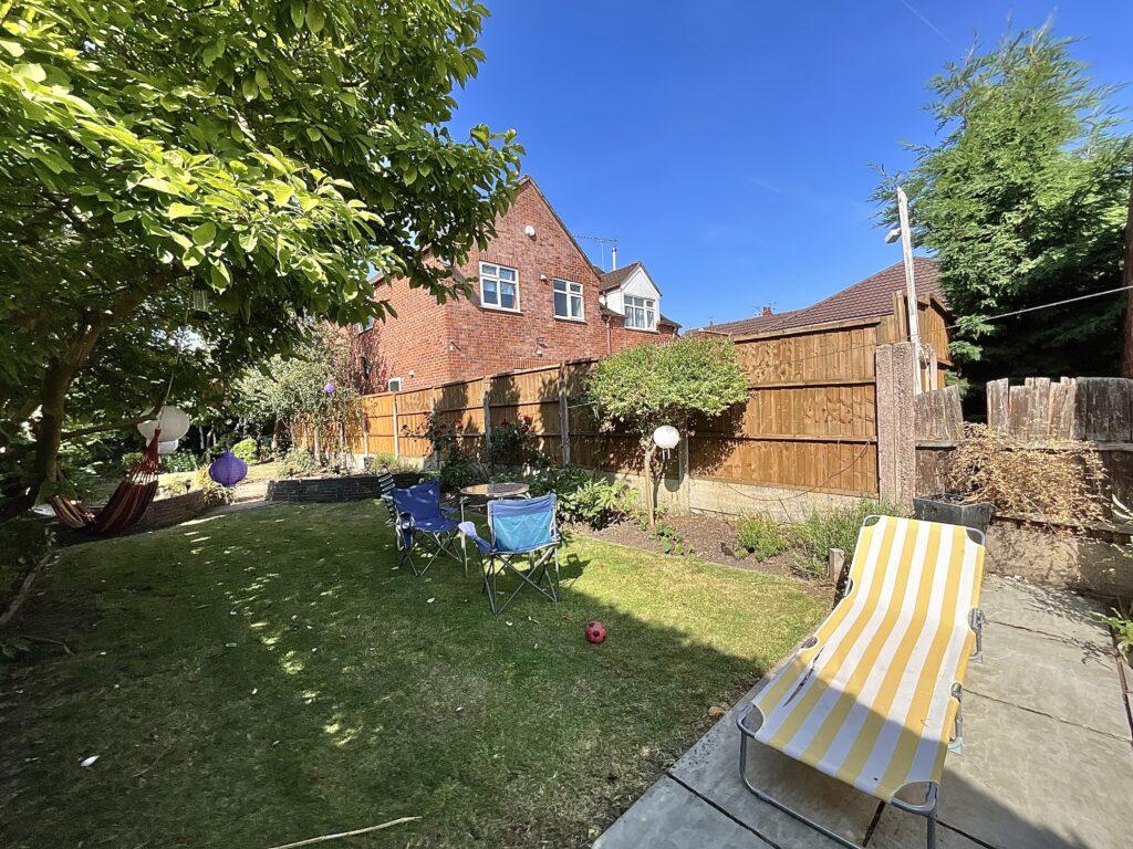 Charles Street, Cheadle, ST10
