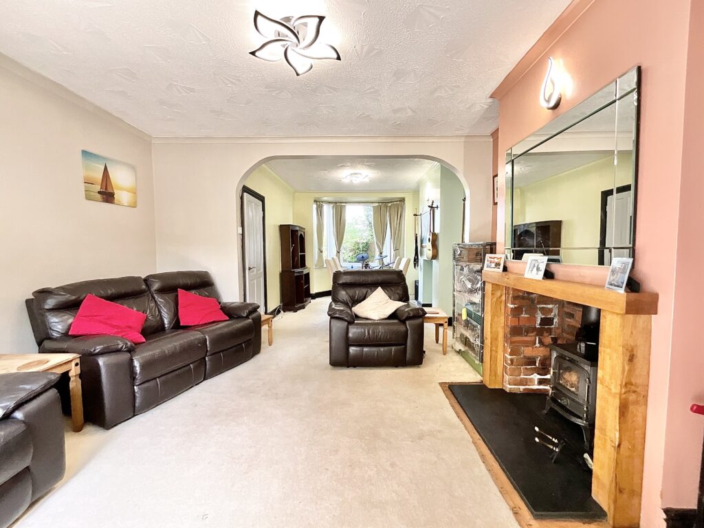 Uttoxeter Road, Blythe Bridge, ST11