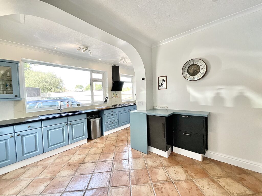 Uttoxeter Road, Blythe Bridge, ST11