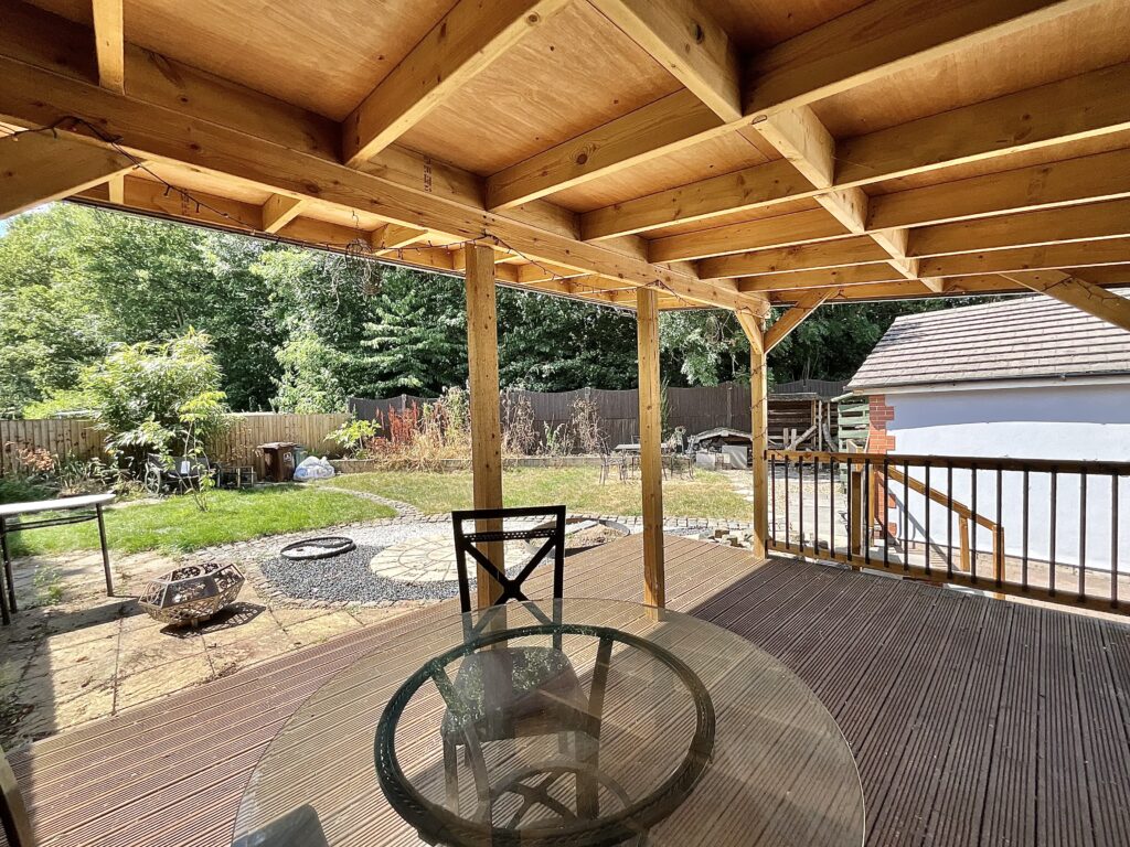 Uttoxeter Road, Blythe Bridge, ST11