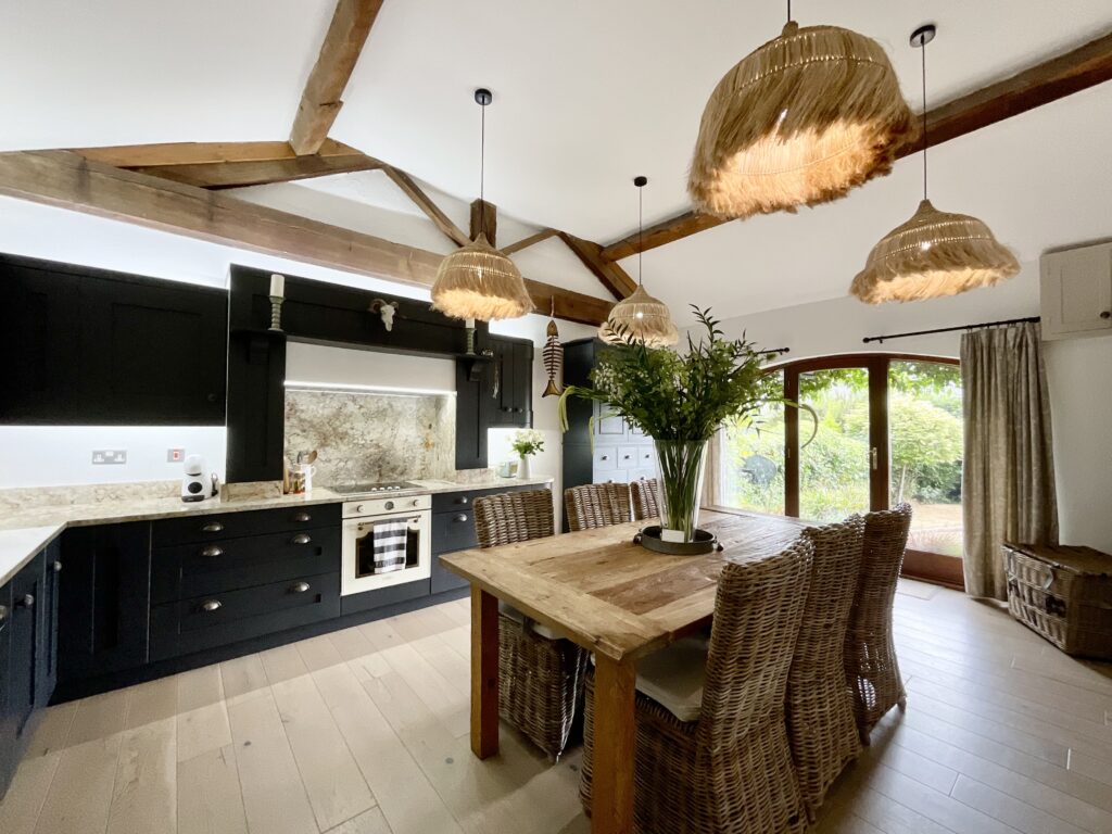 Tixall Court, Tixall, ST18