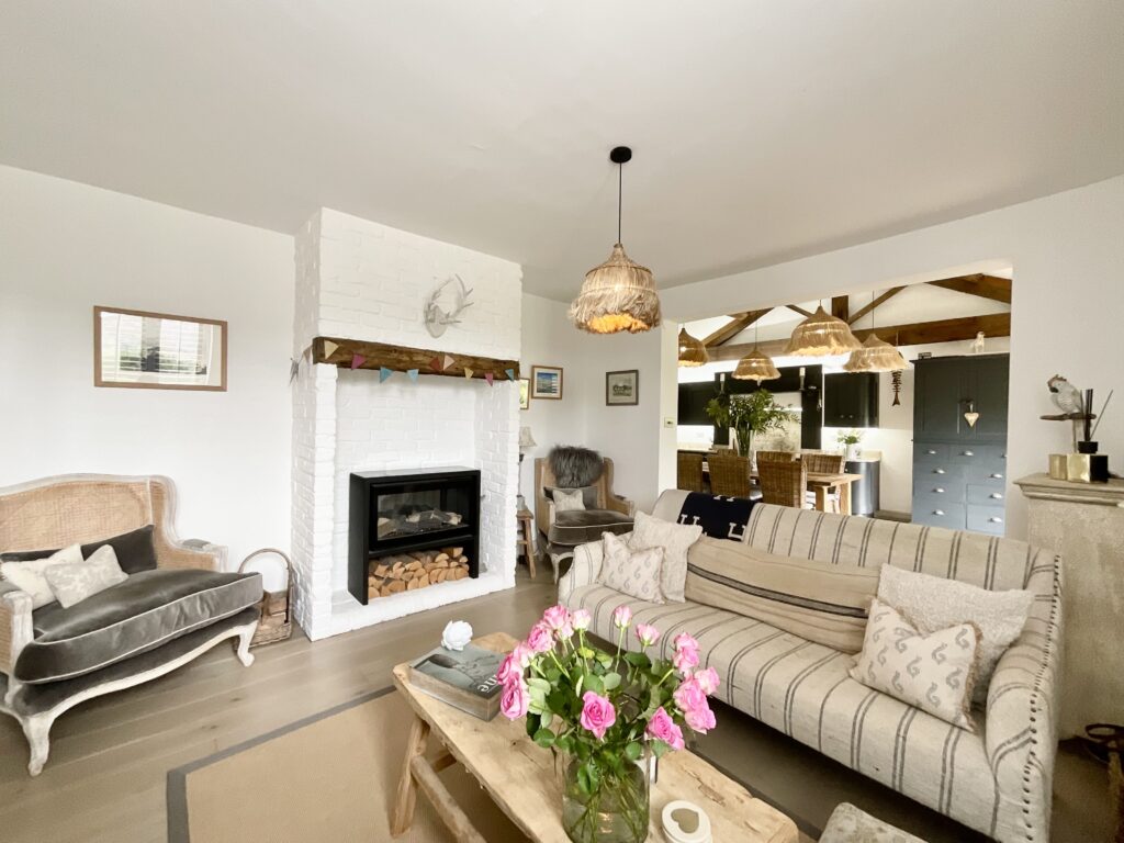 Tixall Court, Tixall, ST18