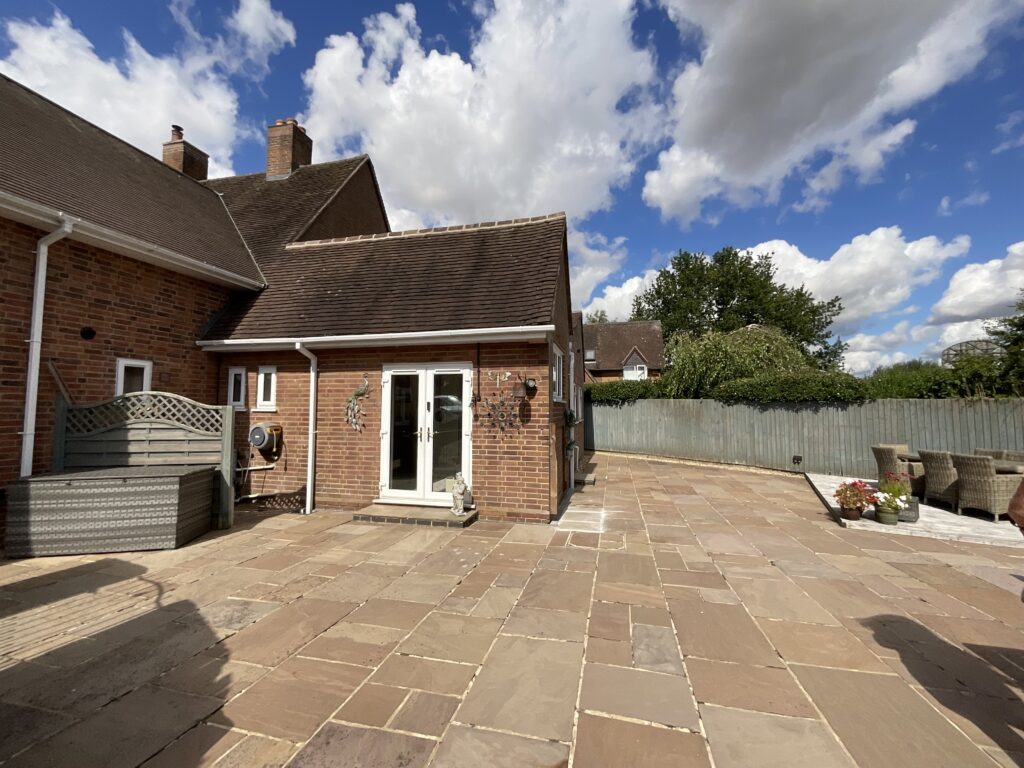 Main Road, Great Haywood, ST18