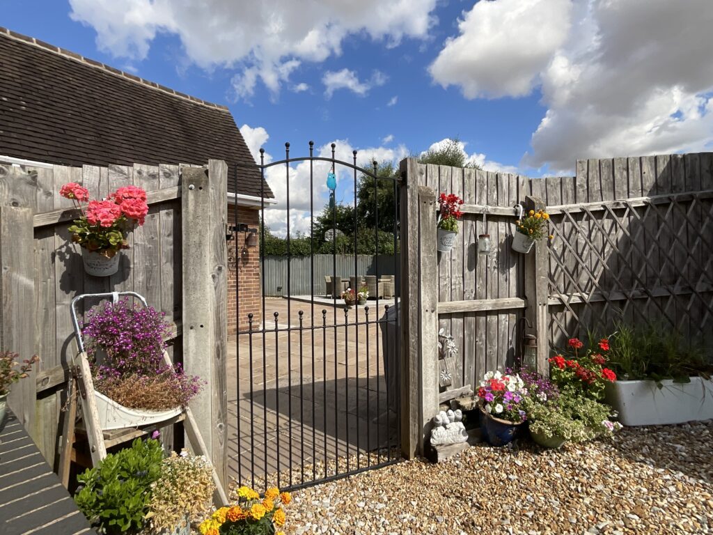Main Road, Great Haywood, ST18