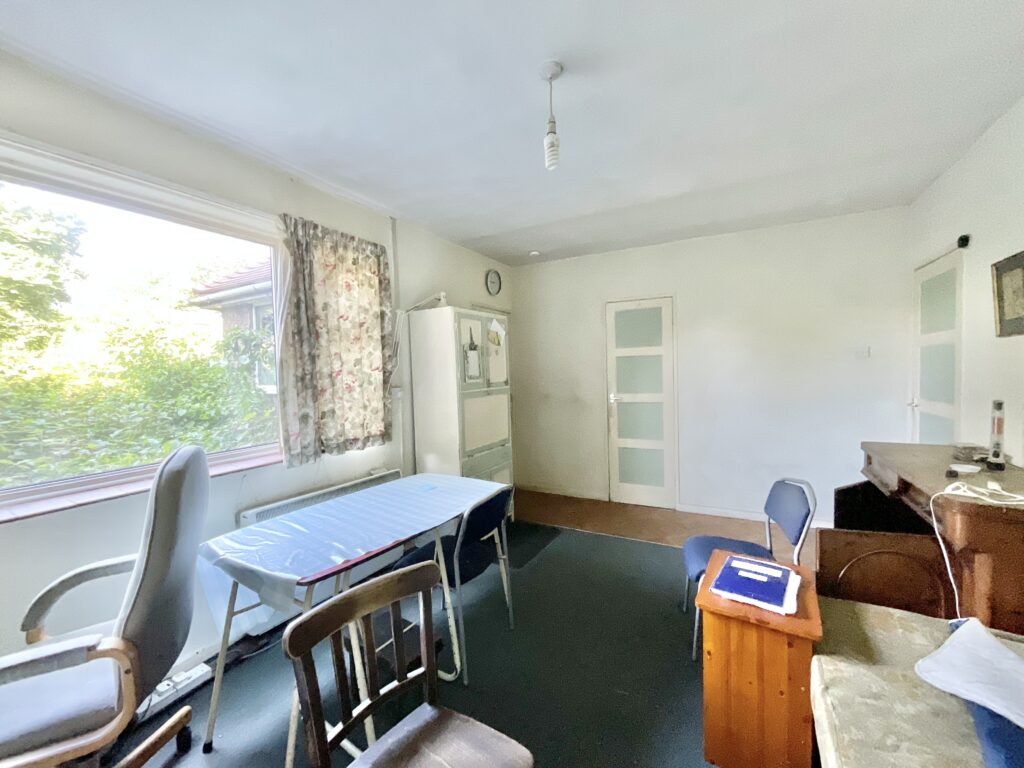 Sutherland Road, Tittensor, ST12