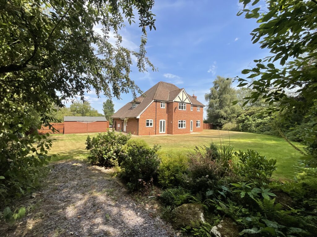 Nightingale Walk, Blythe Bridge, ST11