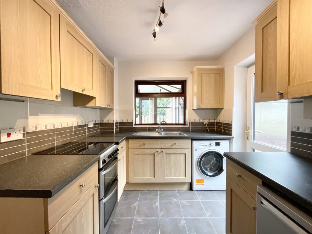Highview Road, Fulford, ST11
