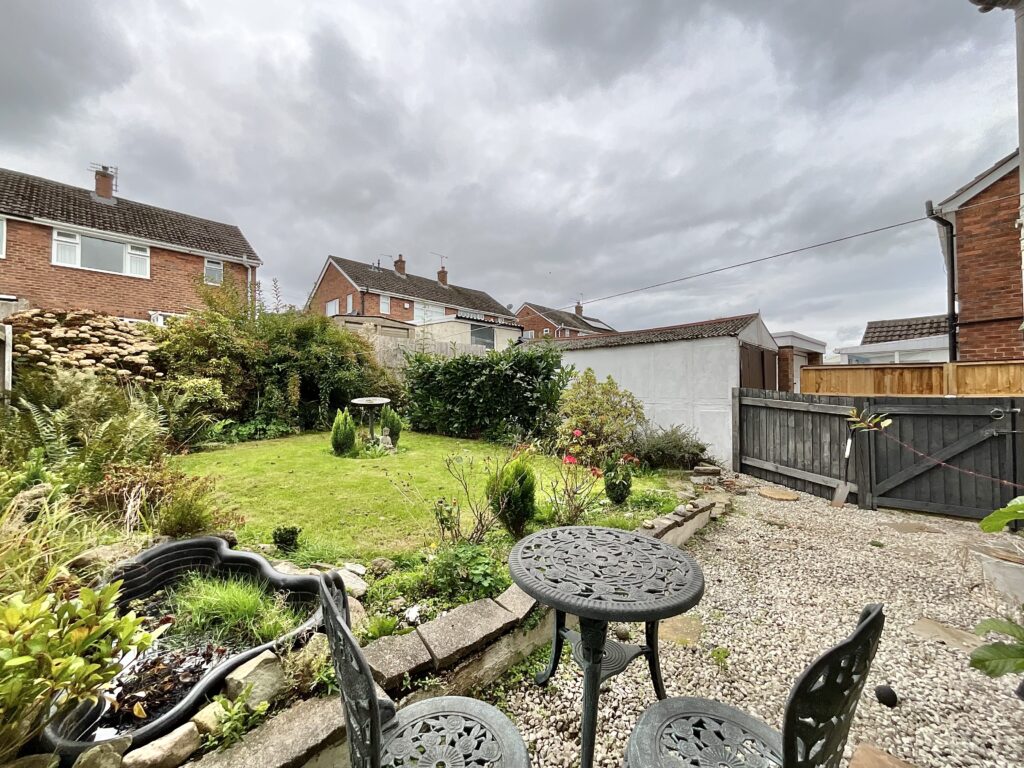 Chapel Street, Forsbrook, ST11