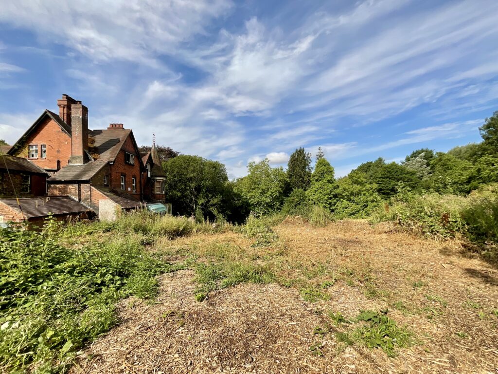 Station Road, Barlaston, ST12