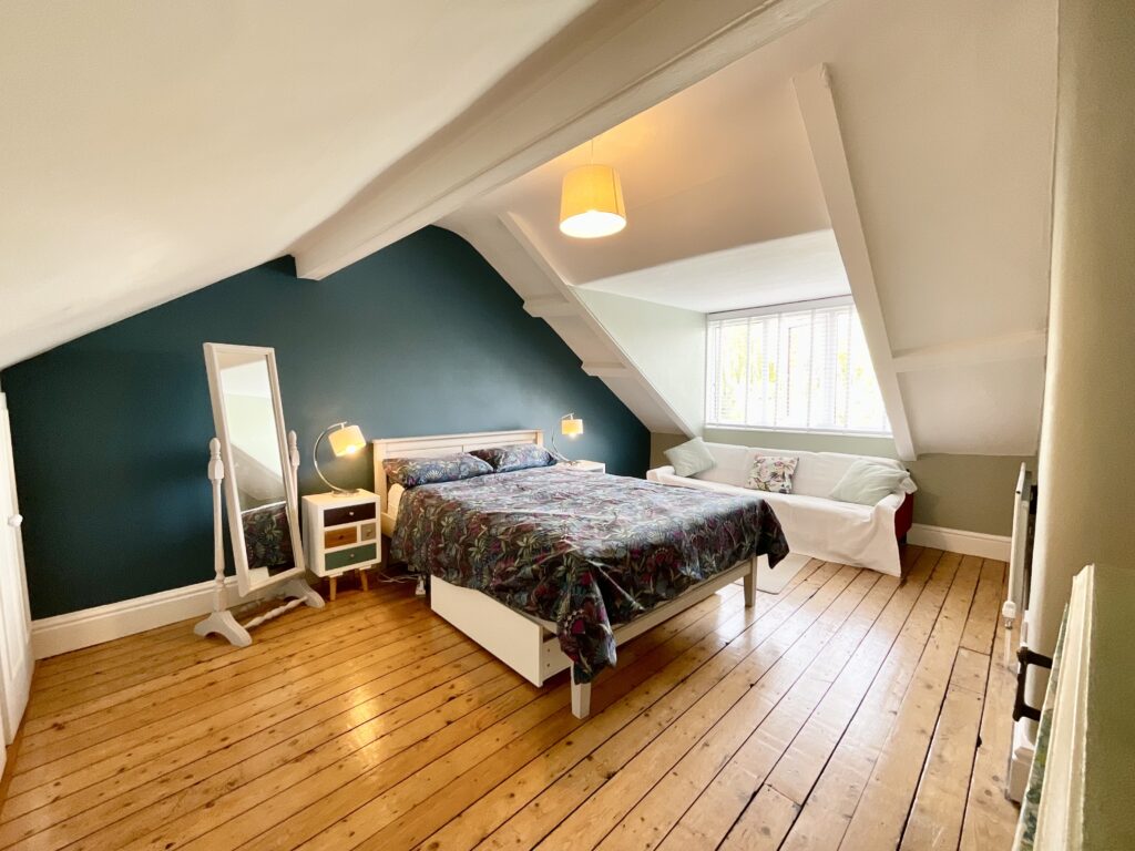 Poolfield Avenue, Newcastle, ST5
