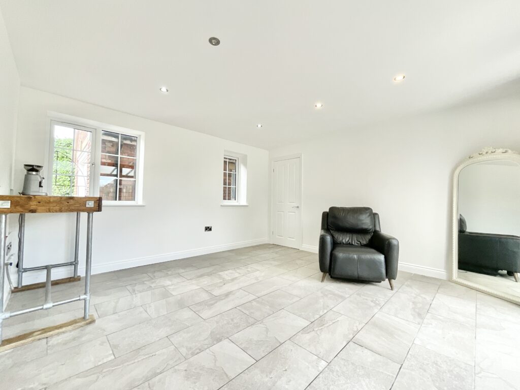 Moss Lane, Madeley, CW3