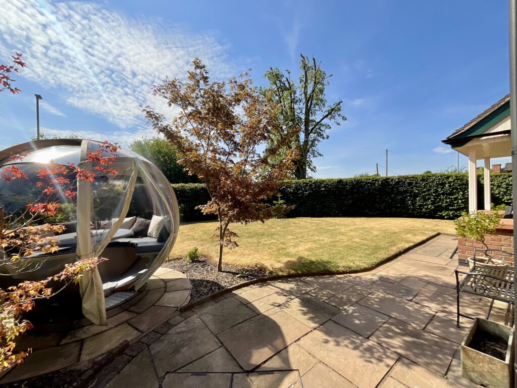 Tittensor Road, Tittensor, ST12