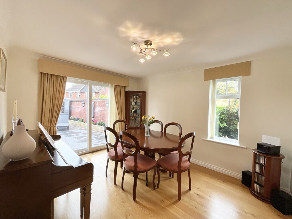 Bluebell Close, Tittensor, ST12