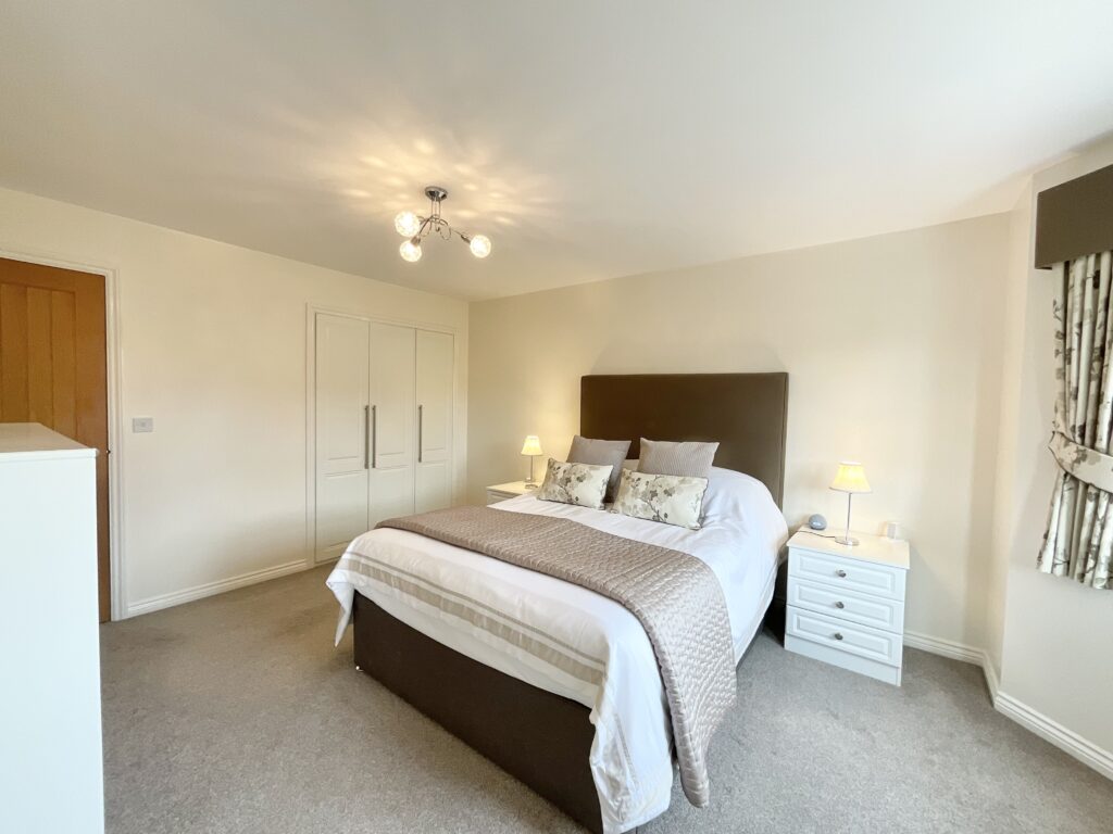 Bluebell Close, Tittensor, ST12