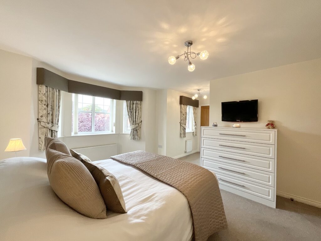 Bluebell Close, Tittensor, ST12