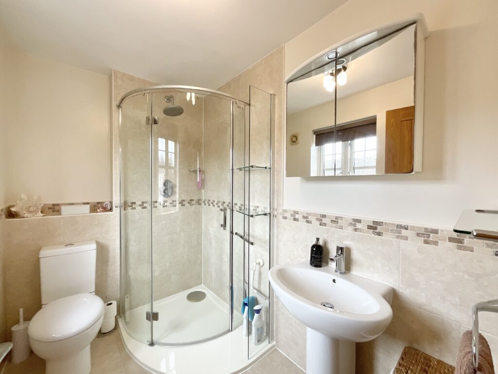Bluebell Close, Tittensor, ST12
