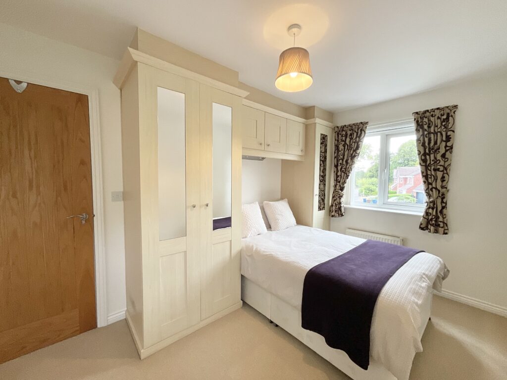 Bluebell Close, Tittensor, ST12