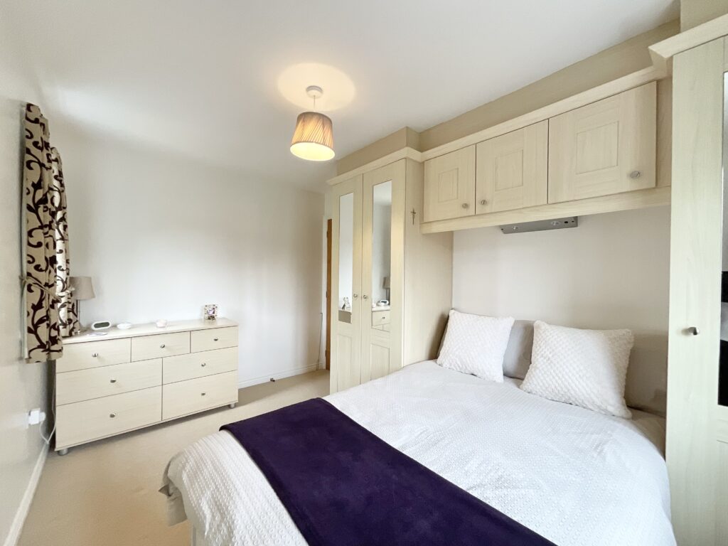 Bluebell Close, Tittensor, ST12