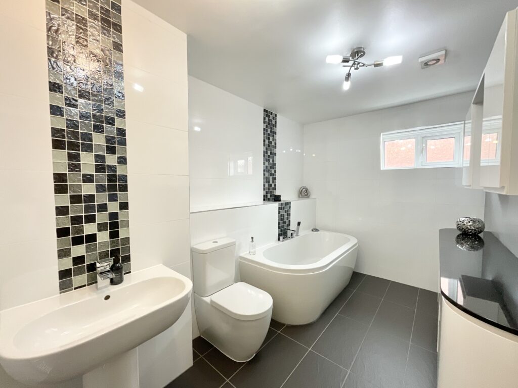 Bluebell Close, Tittensor, ST12
